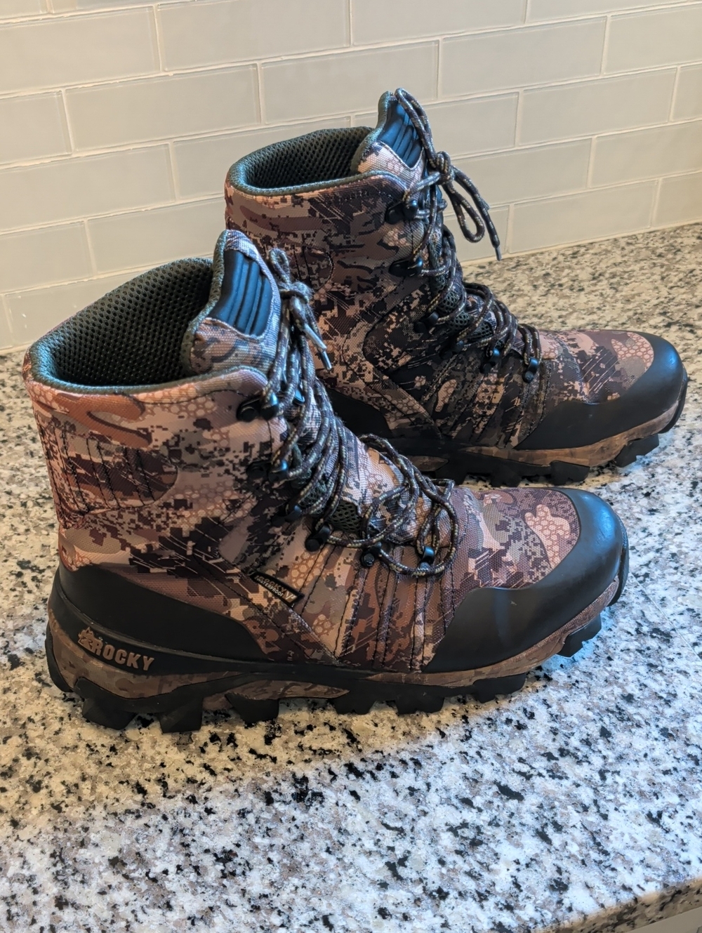 Rocky 8" Claw 400G Insulated Waterproof Hunting Boots